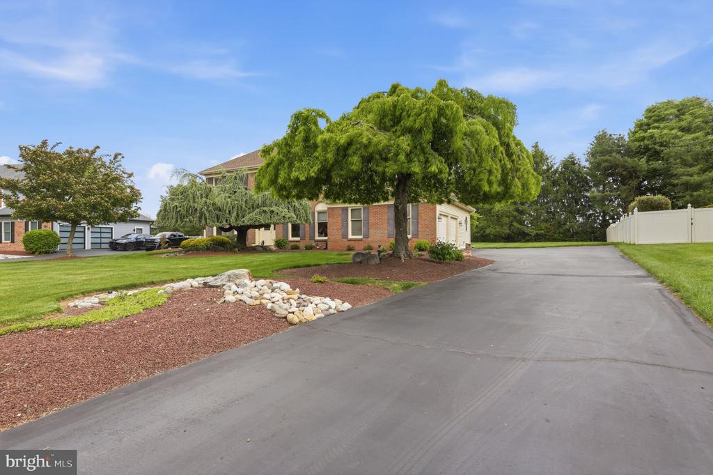 68 HALS DRIVE