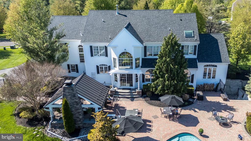 2209 DENBEIGH DRIVE