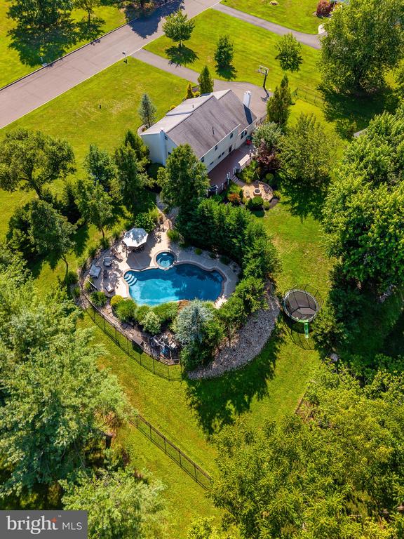 85 WHEATSHEAF ROAD