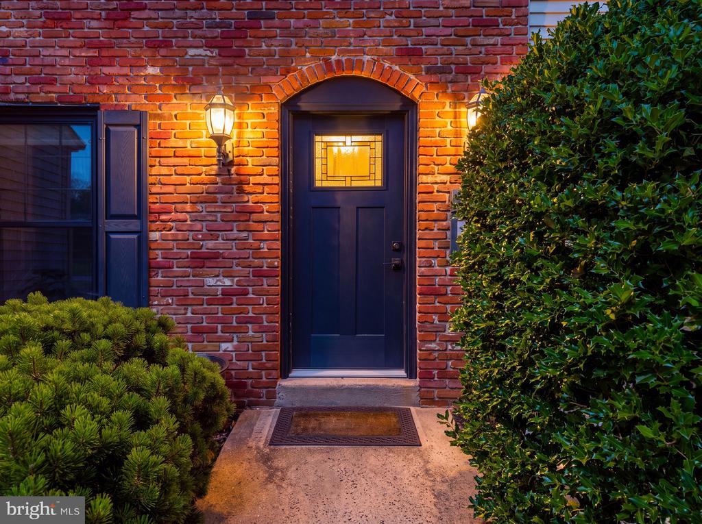 85 WHEATSHEAF ROAD