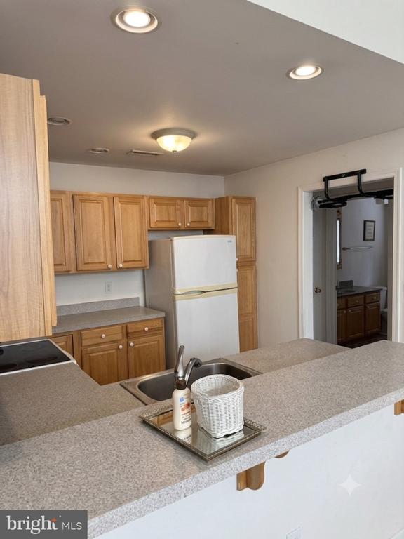 515 N MAIN STREET Unit: 2