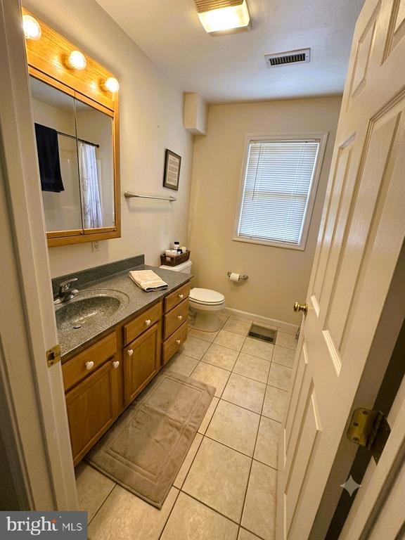 515 N MAIN STREET Unit: 2