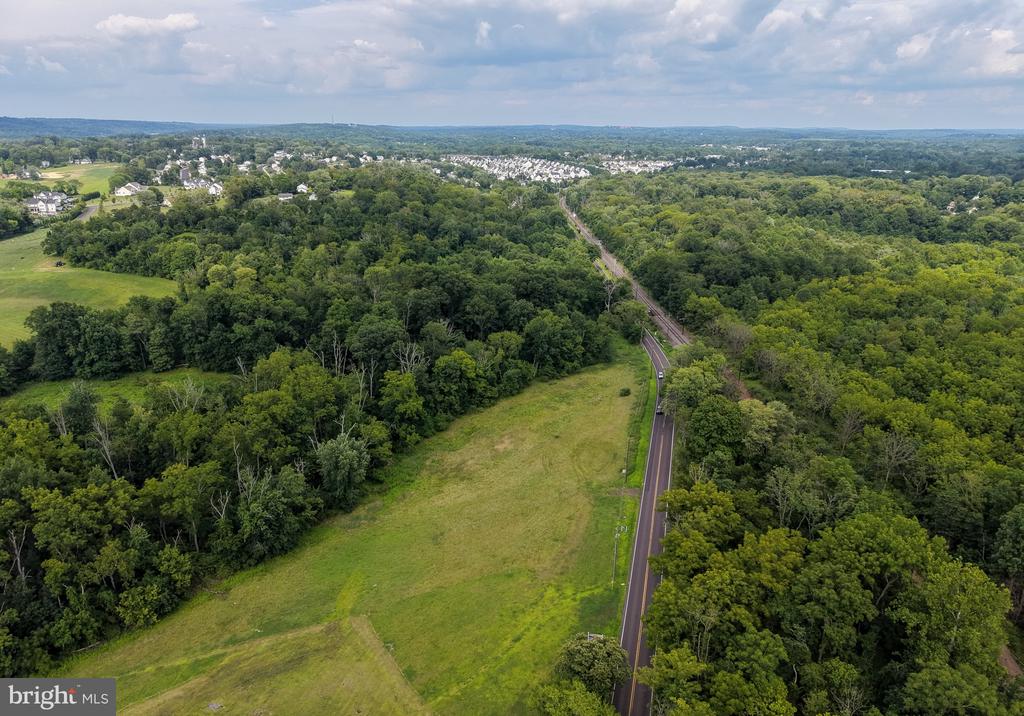 88 RAILROAD AVENUE