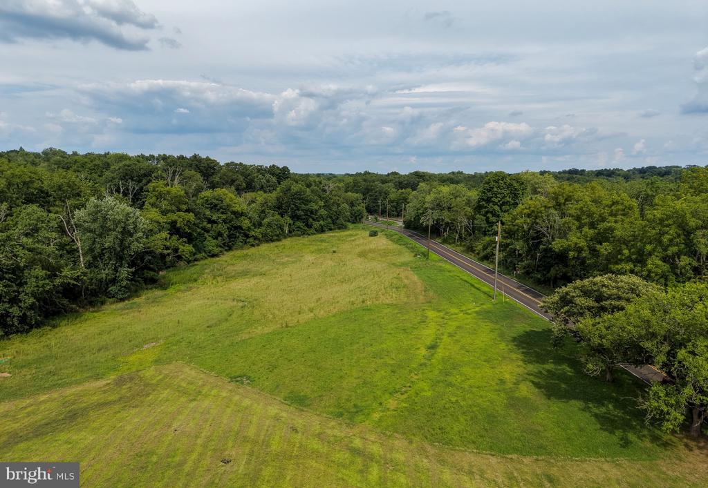 88 RAILROAD AVENUE