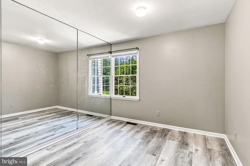 103 GREENBROOK COURT