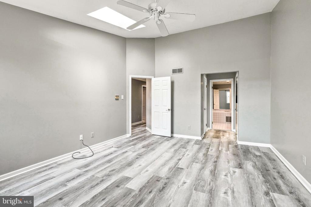 103 GREENBROOK COURT
