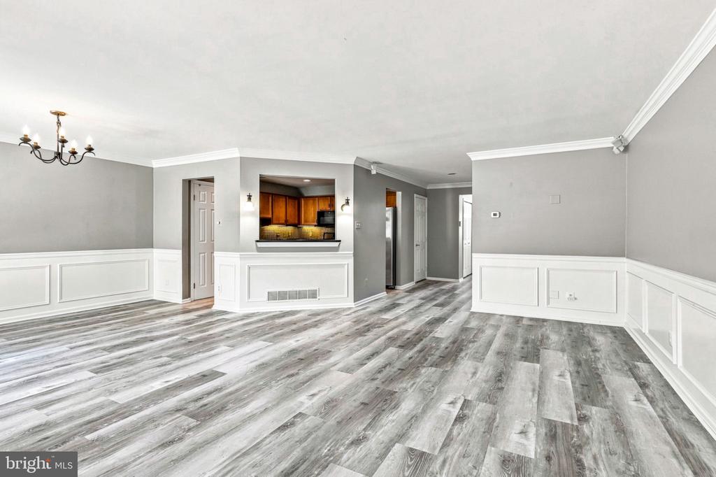 103 GREENBROOK COURT