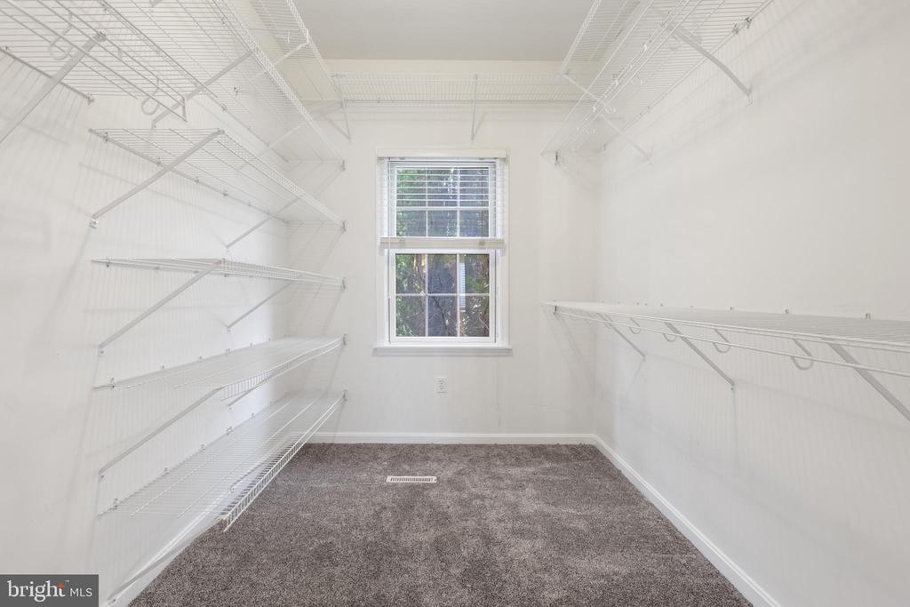 12 SIMMONS ROAD