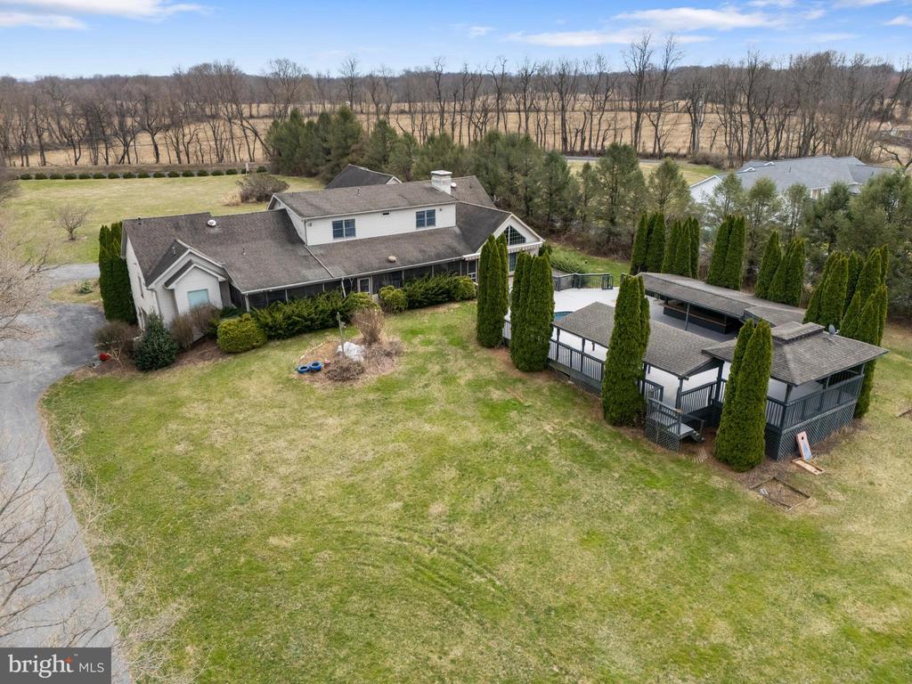 12 SIMMONS ROAD
