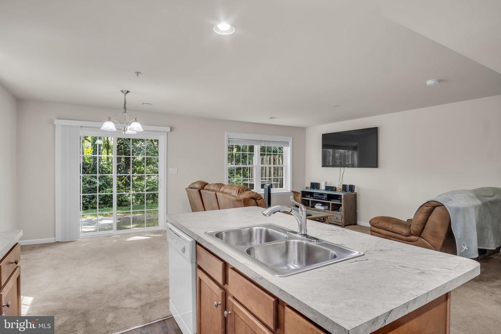 343 MELBOURNE LANE