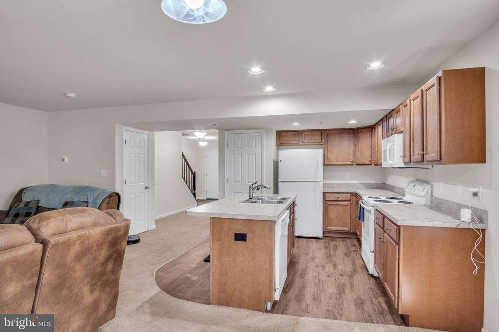 343 MELBOURNE LANE