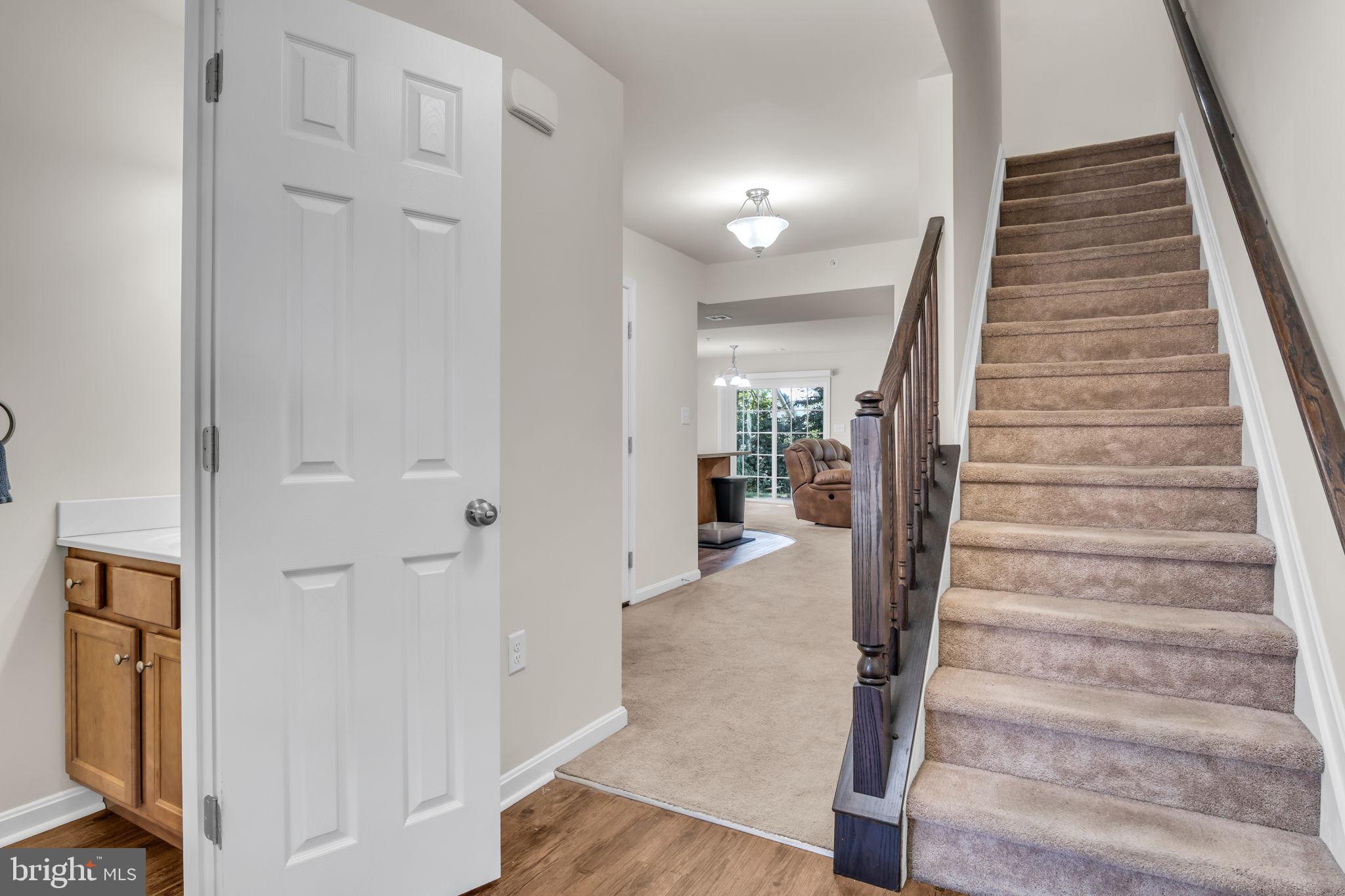 343 MELBOURNE LANE