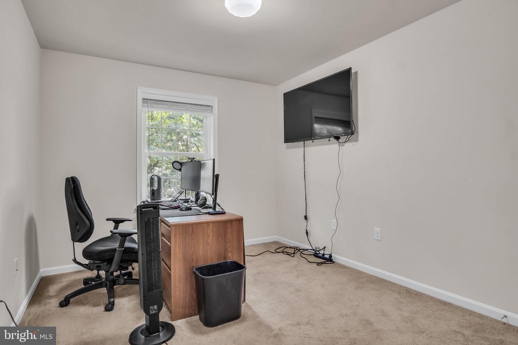 343 MELBOURNE LANE