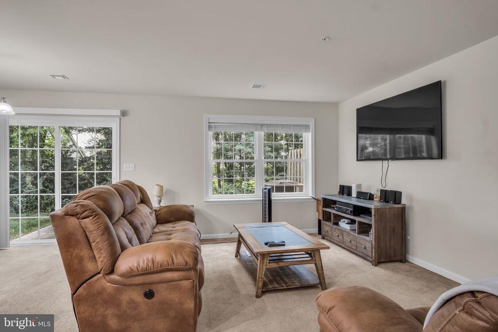 343 MELBOURNE LANE