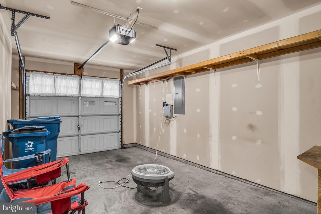 343 MELBOURNE LANE