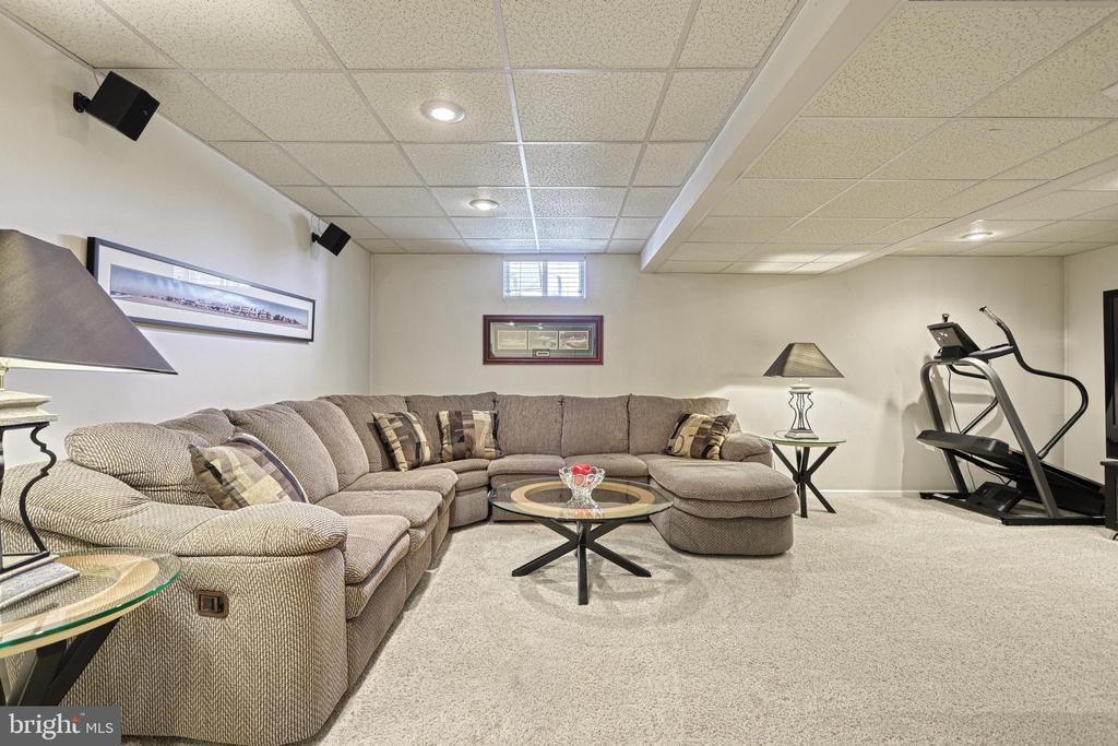 2199 GLEIM COURT