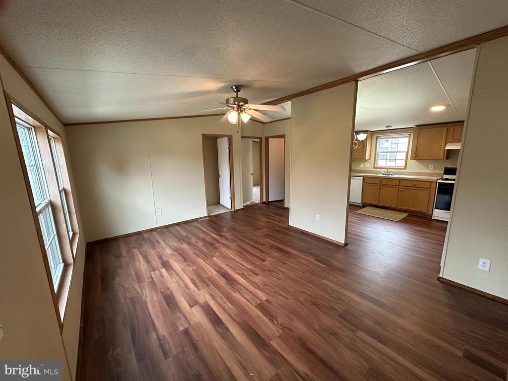 52 LORI CIRCLE
