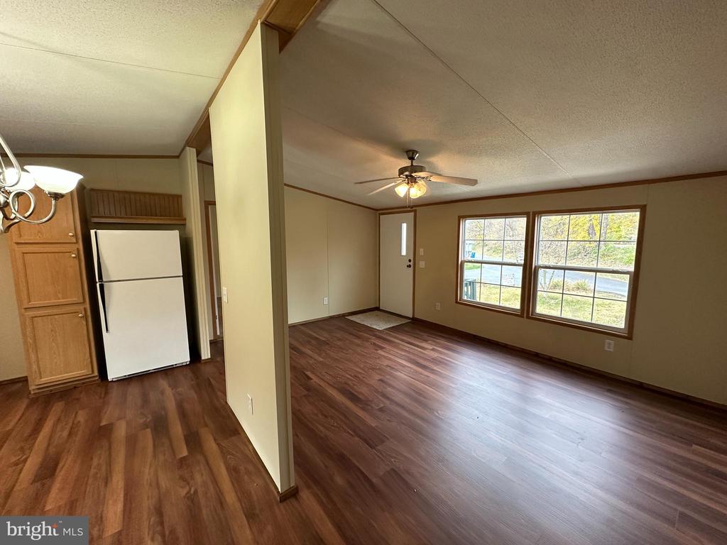 52 LORI CIRCLE
