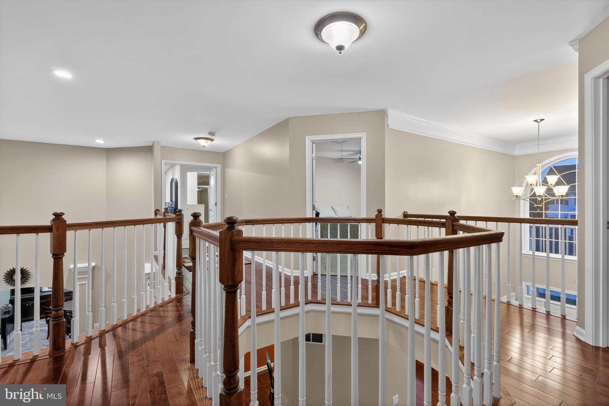 16 FOXWOOD BOULEVARD