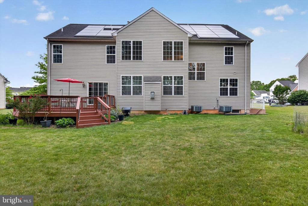 16 FOXWOOD BOULEVARD