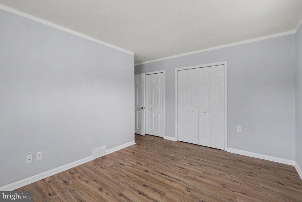 128 HENRY ROAD