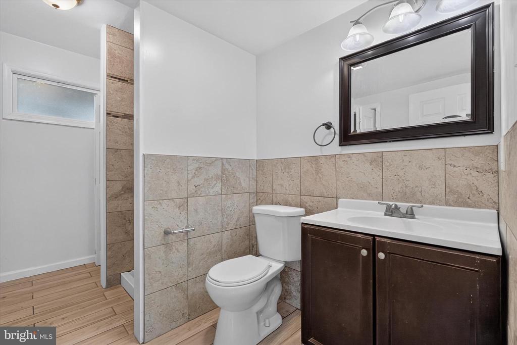 2 RASPBERRY DR