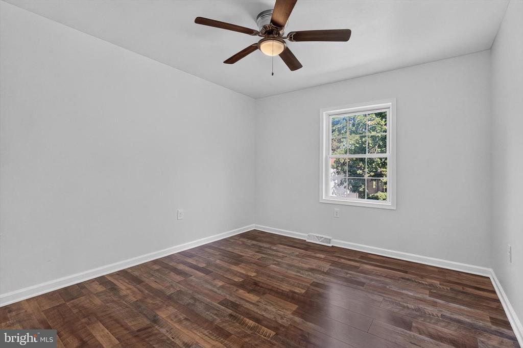 2 RASPBERRY DR