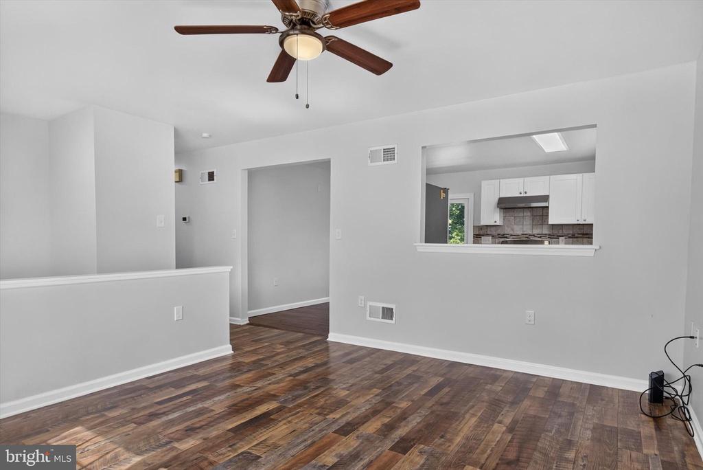 2 RASPBERRY DR