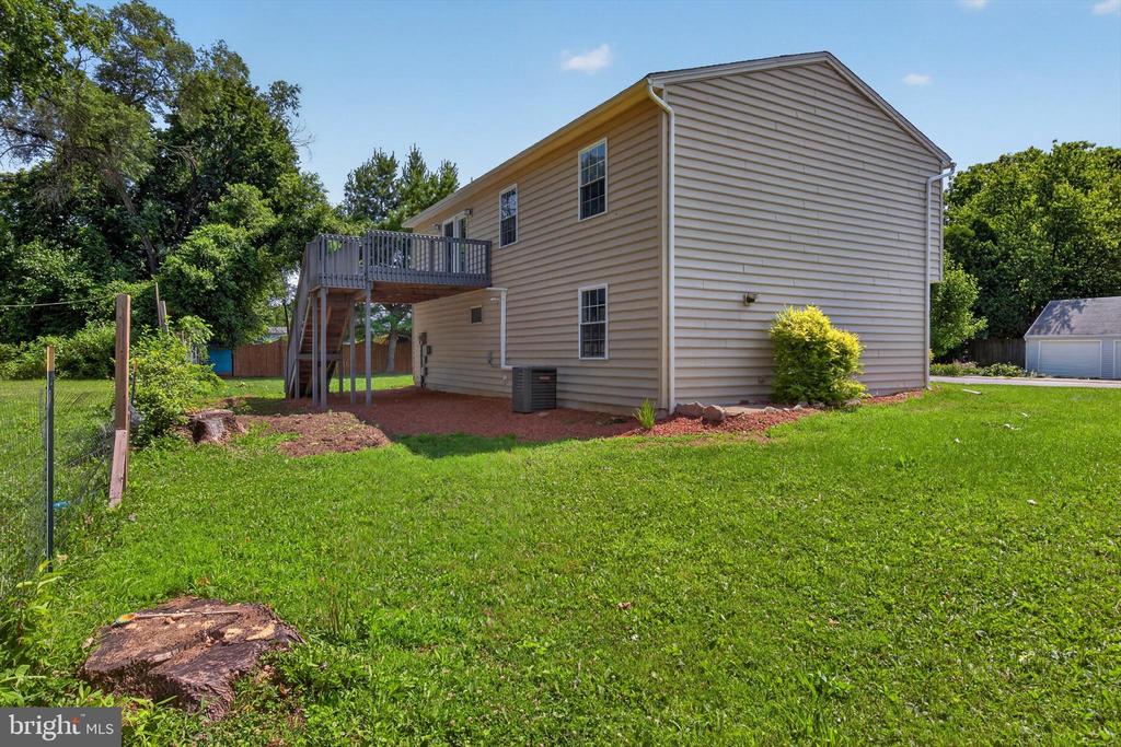 2 RASPBERRY DR