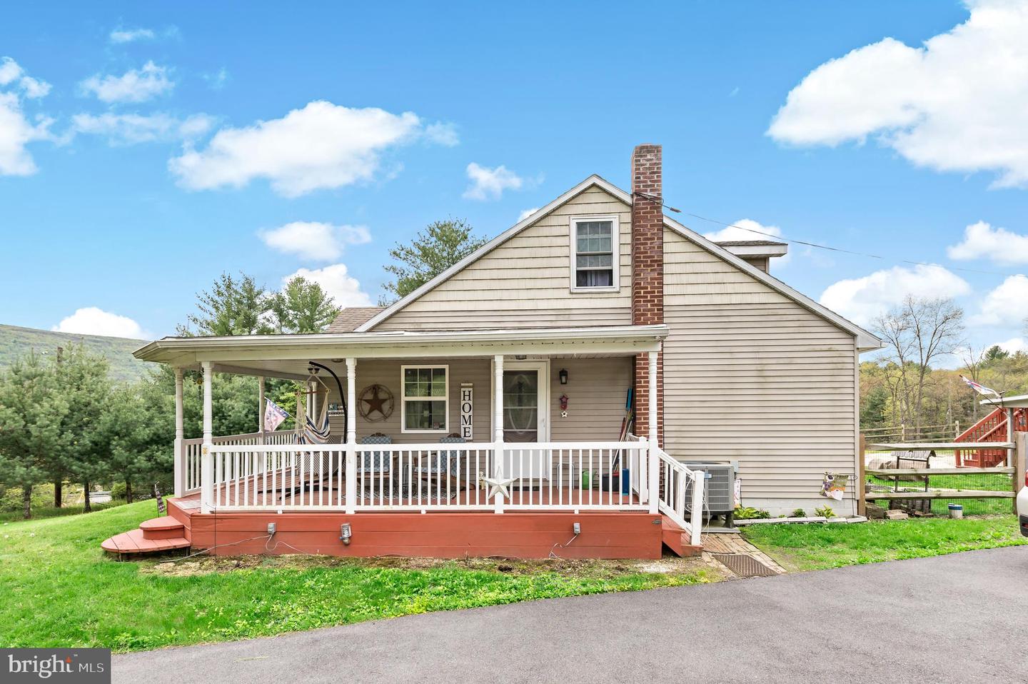 40 Hahns Dairy Rd