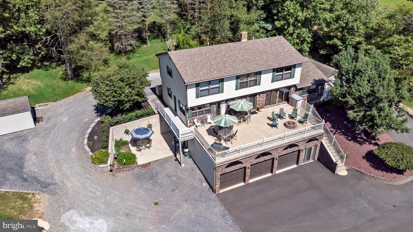 435 Maxine Dr