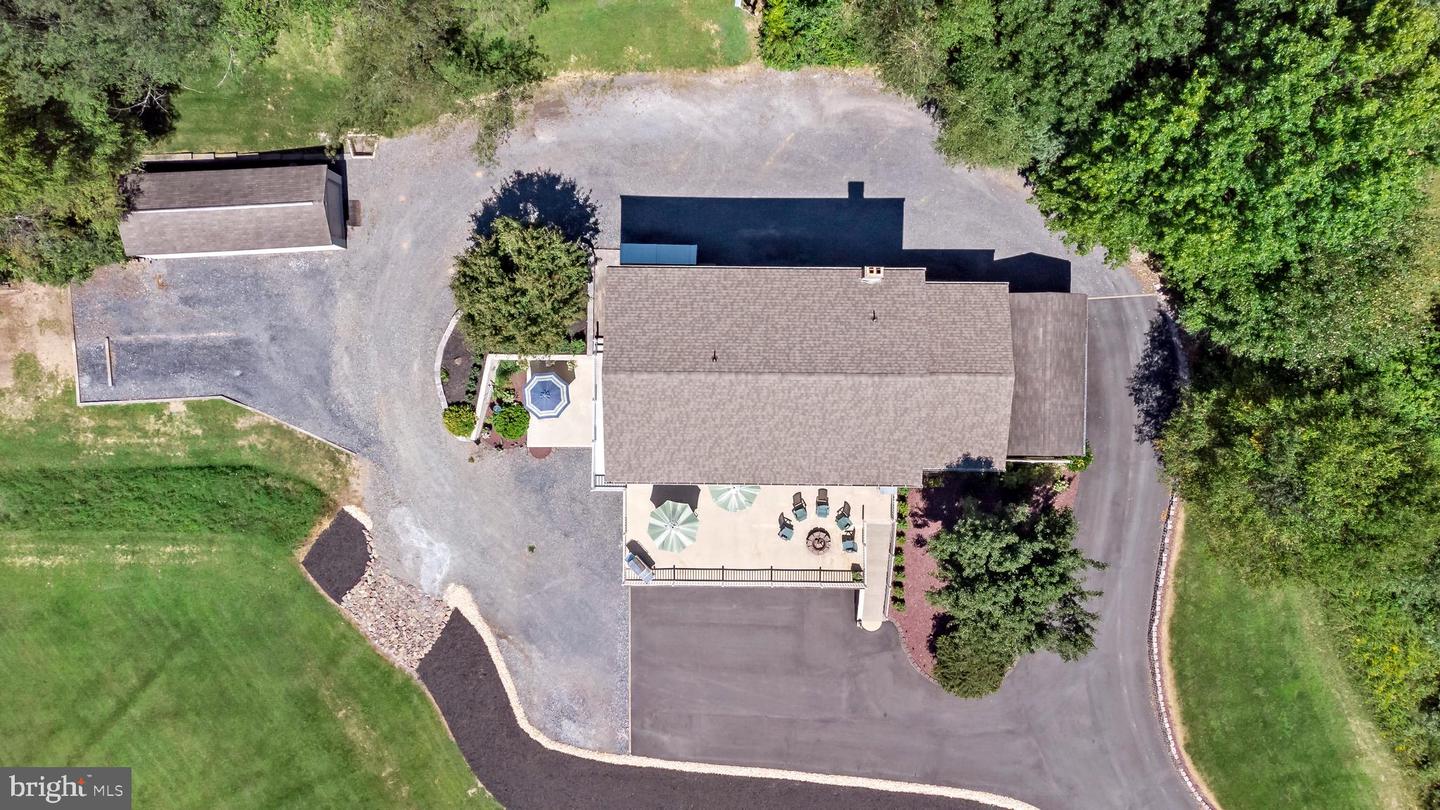 435 Maxine Dr