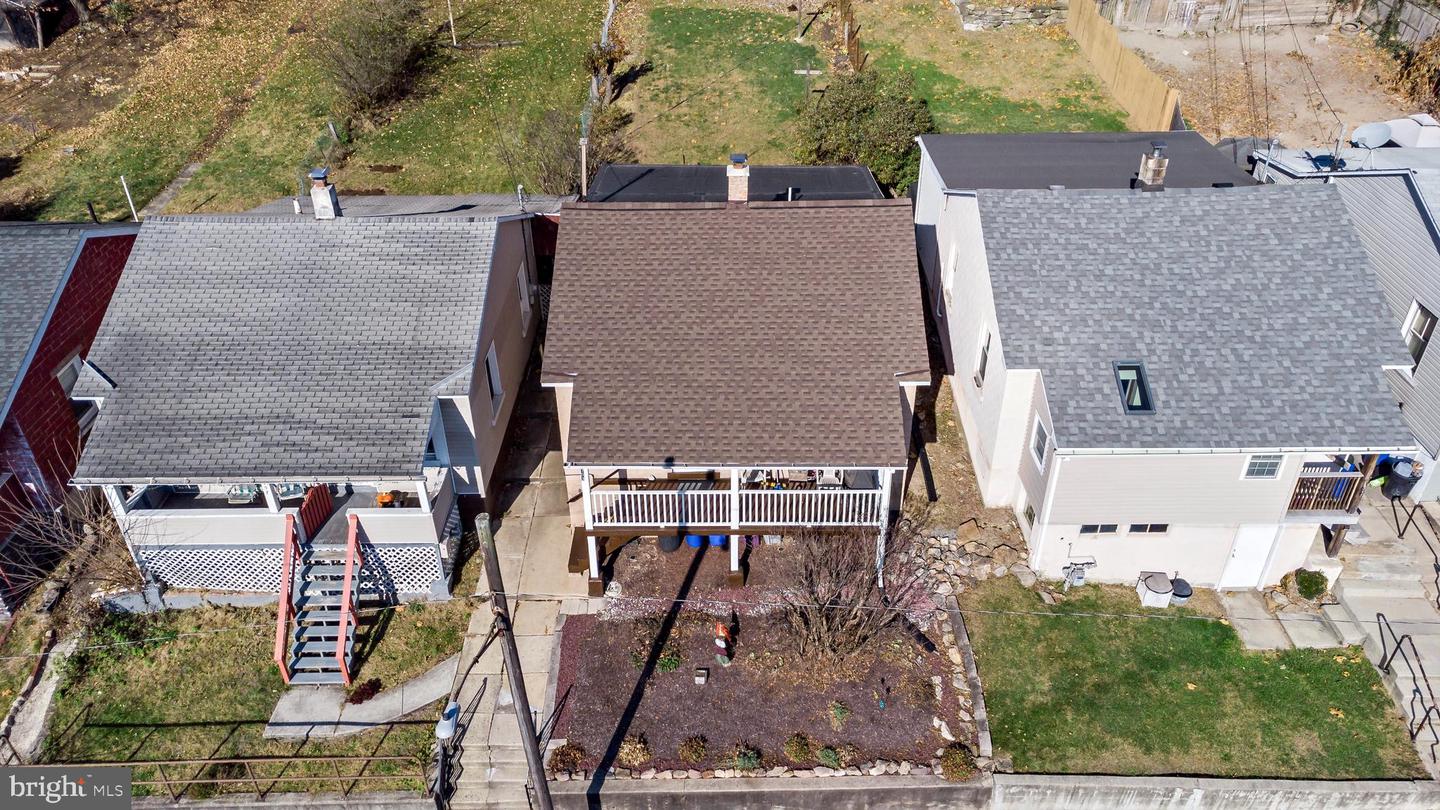 753 Edgemont Ave