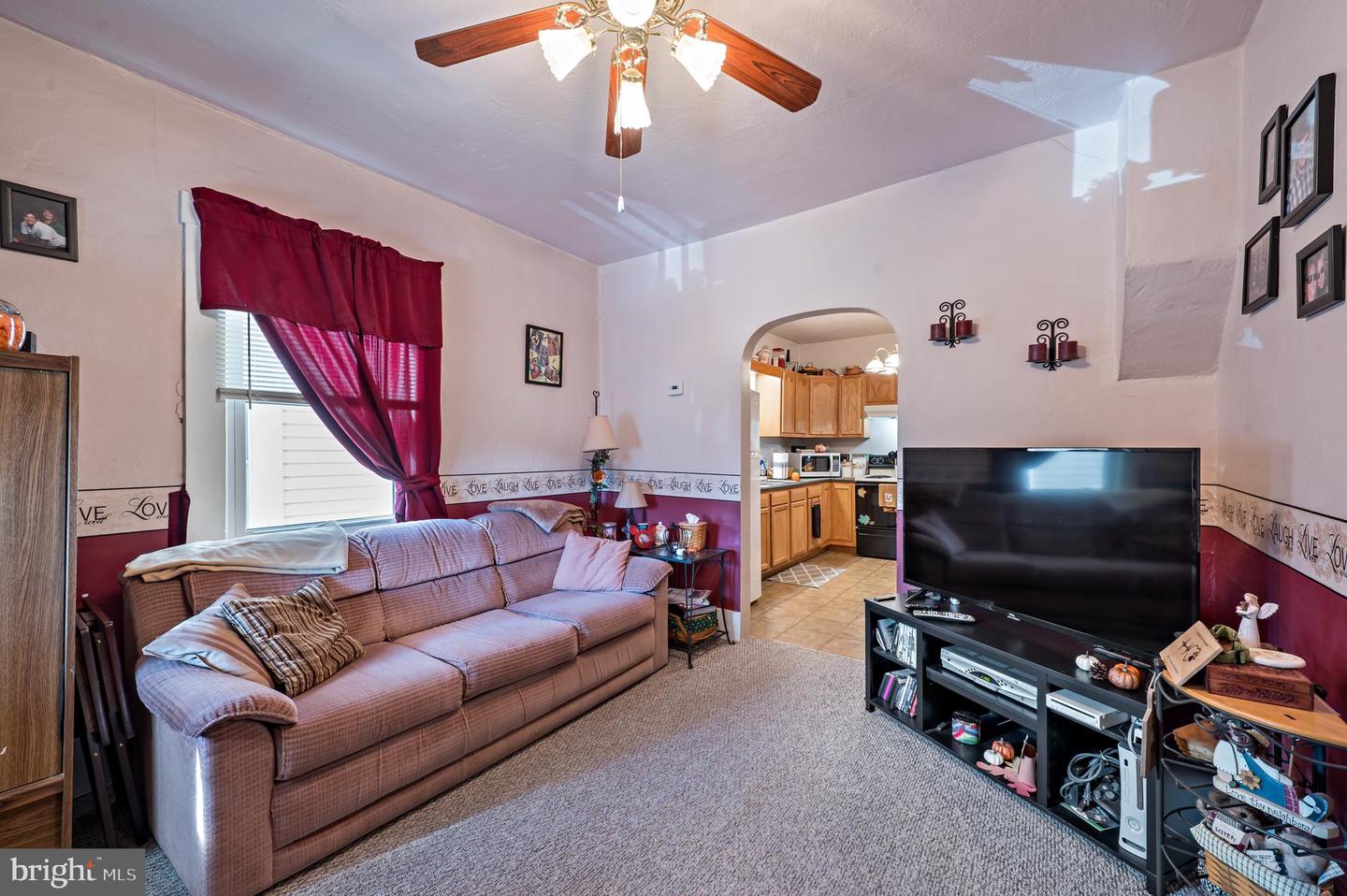 753 Edgemont Ave