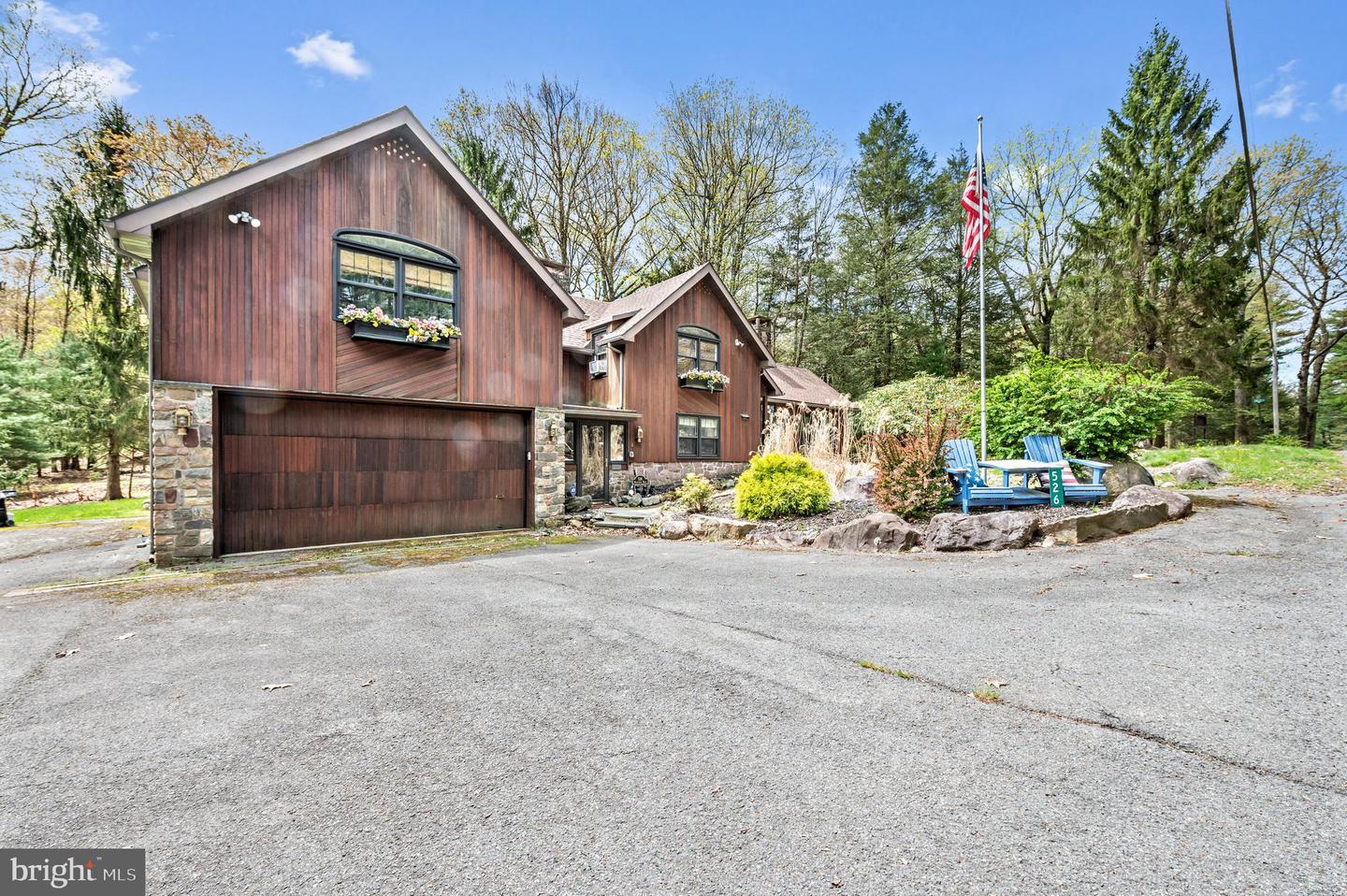526 Moseywood Rd