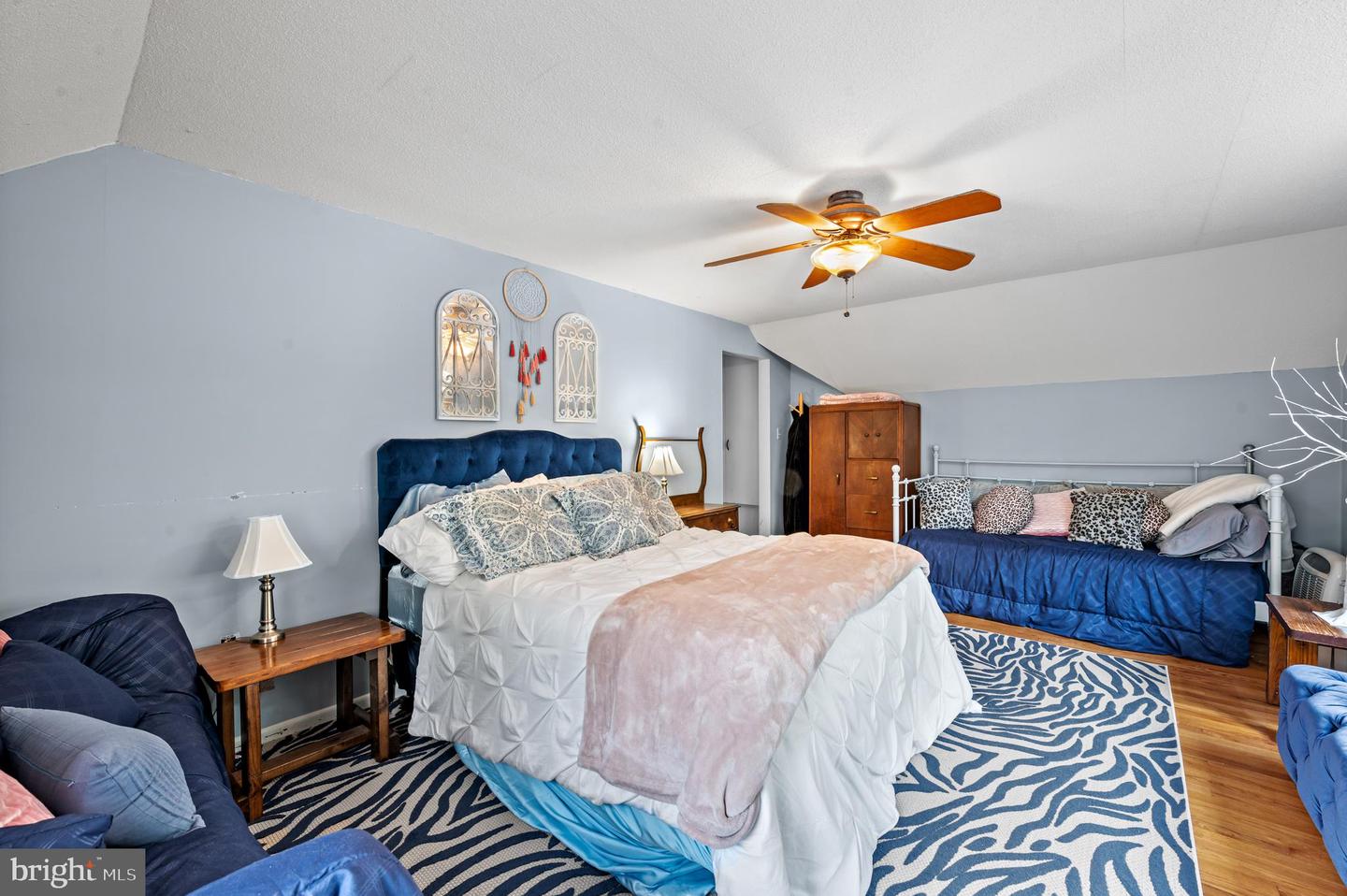 526 Moseywood Rd