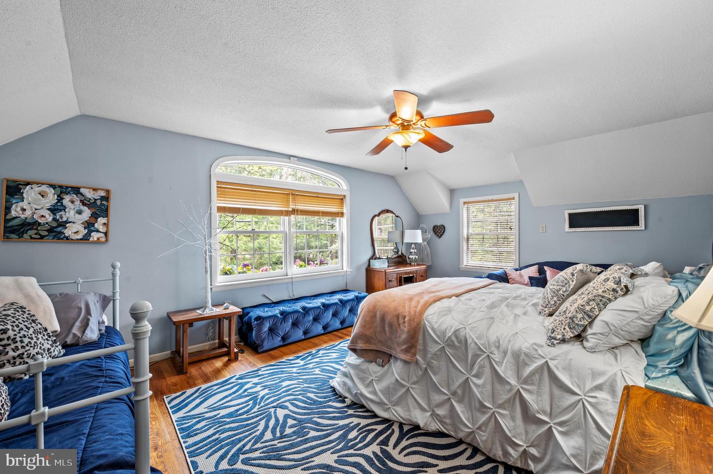 526 Moseywood Rd