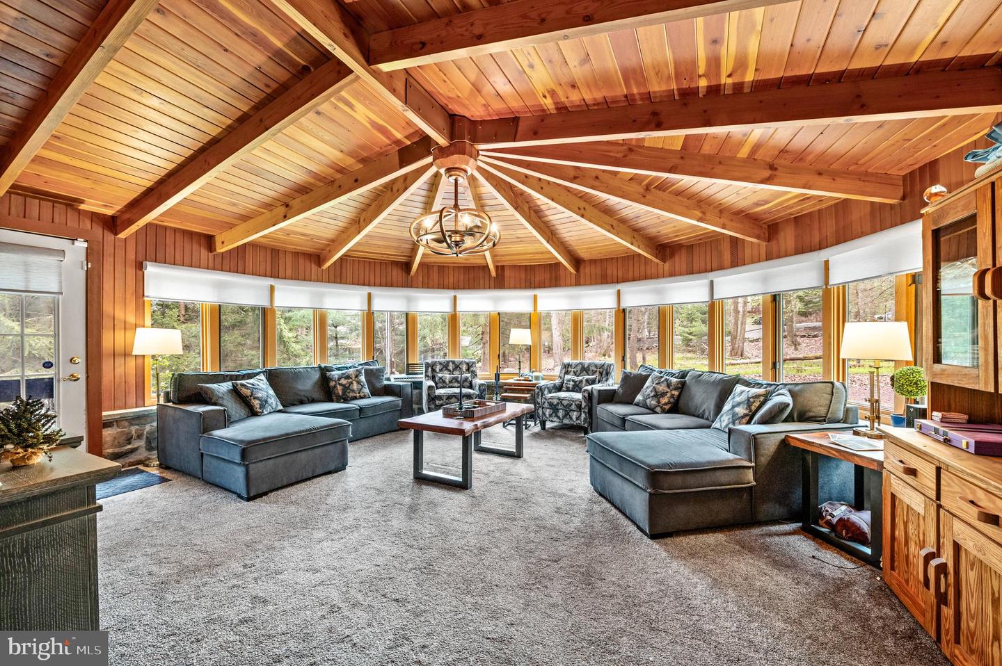 526 Moseywood Rd