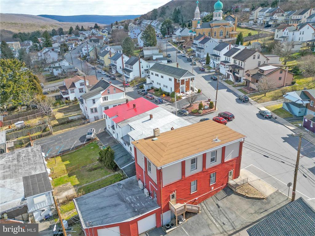 90 W Center Ave