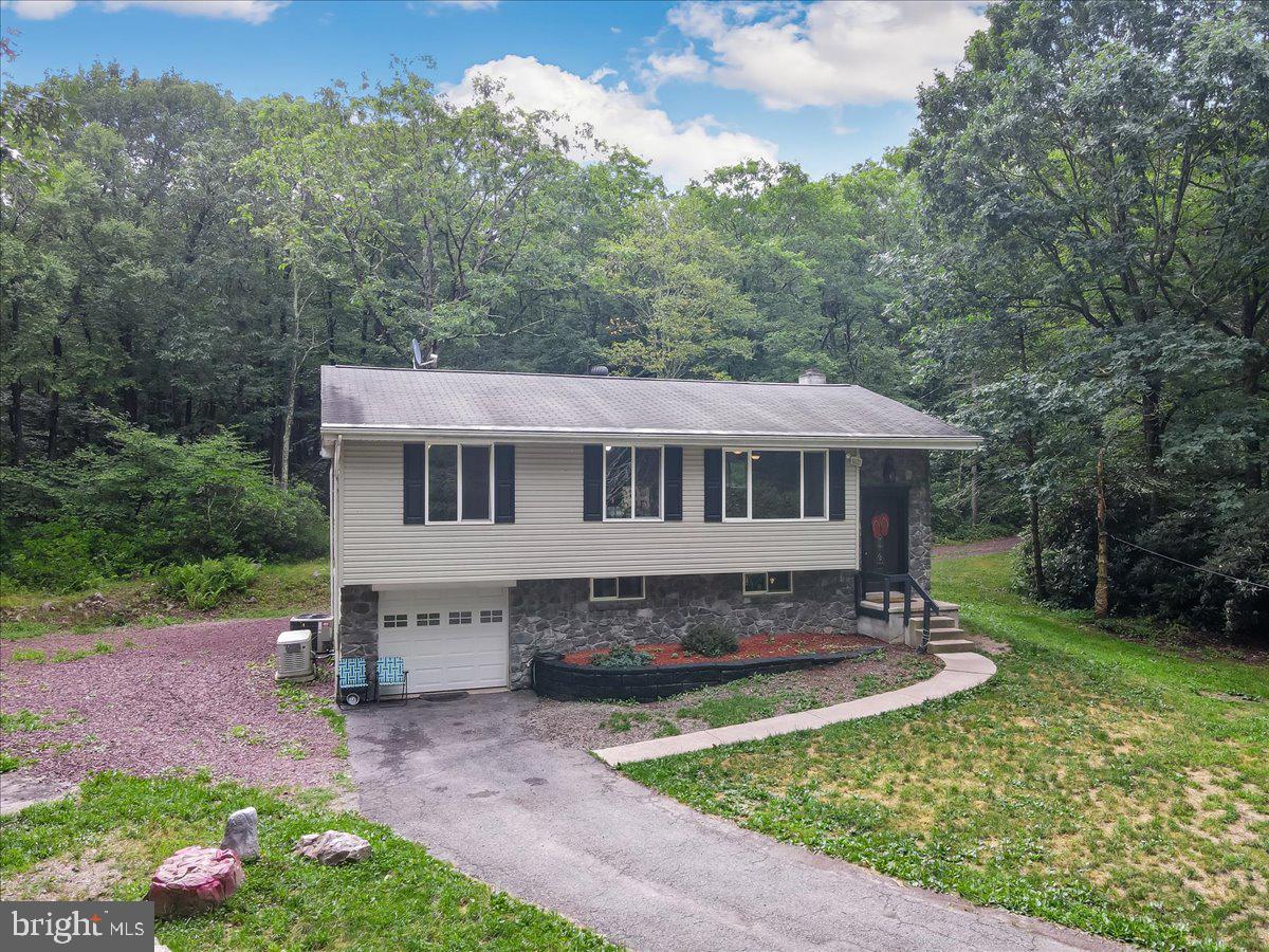 28 Andrew Dr
