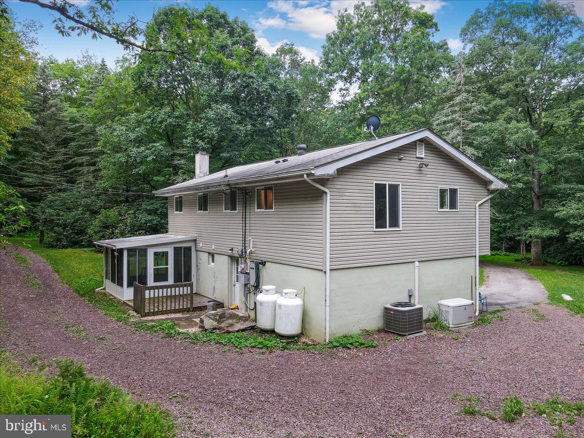 28 Andrew Dr