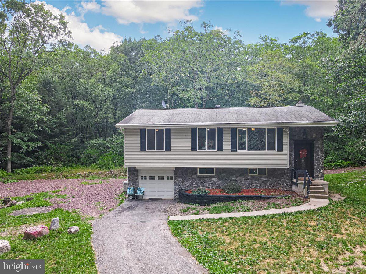 28 Andrew Dr