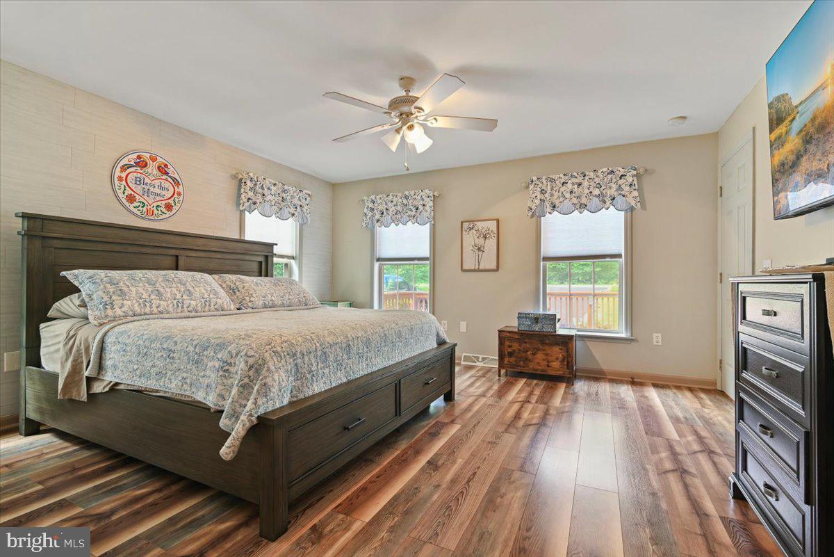 11 Pinoak Dr