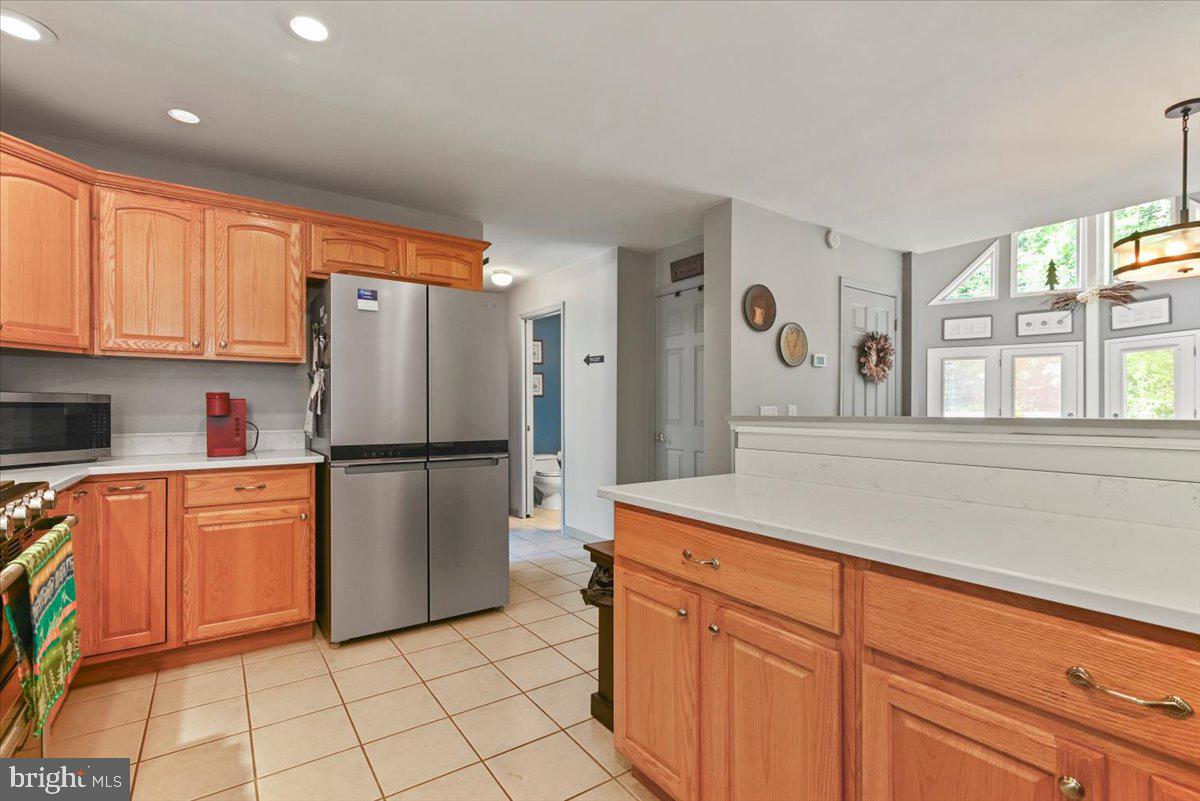 11 Pinoak Dr