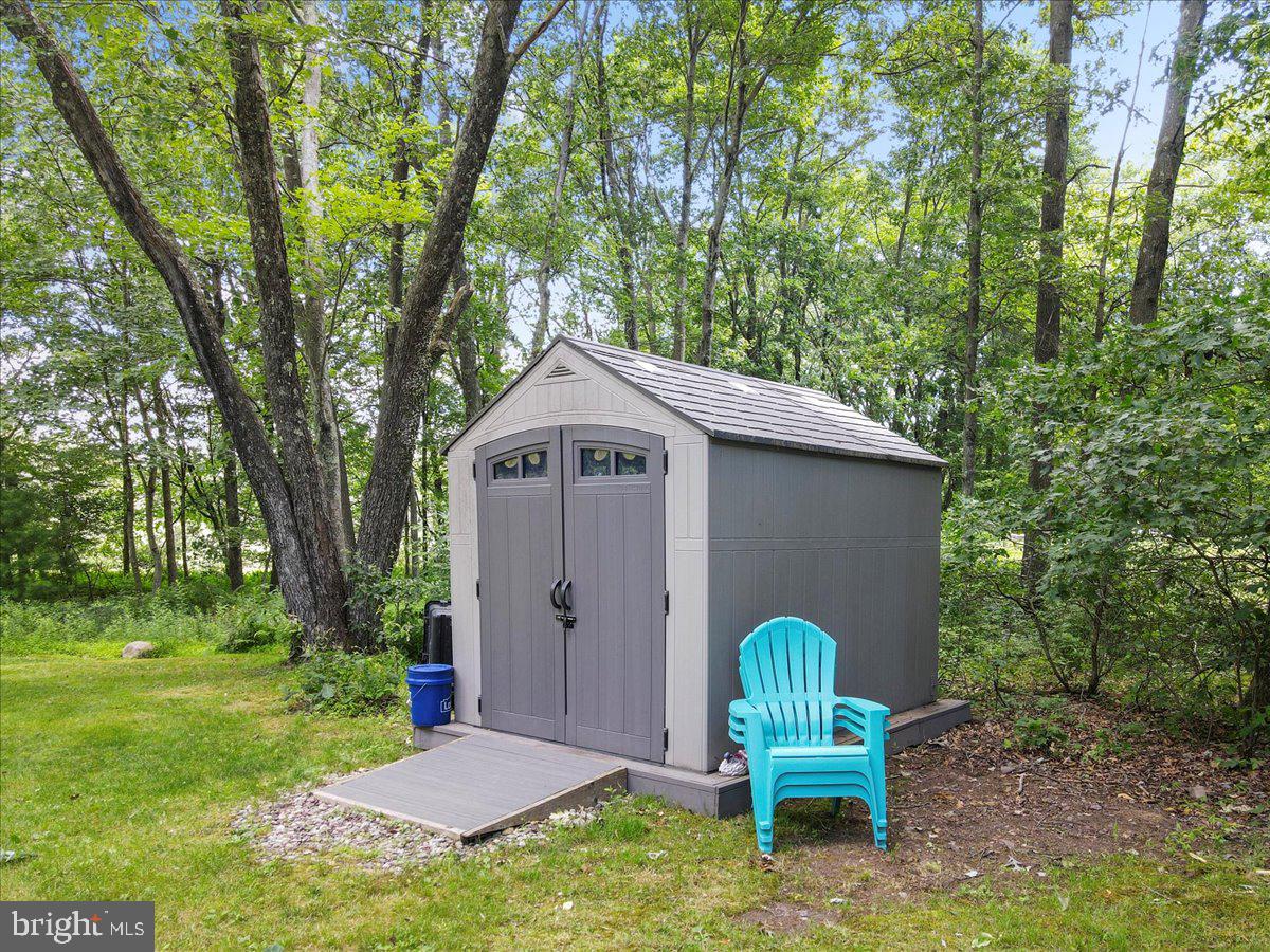 11 Pinoak Dr