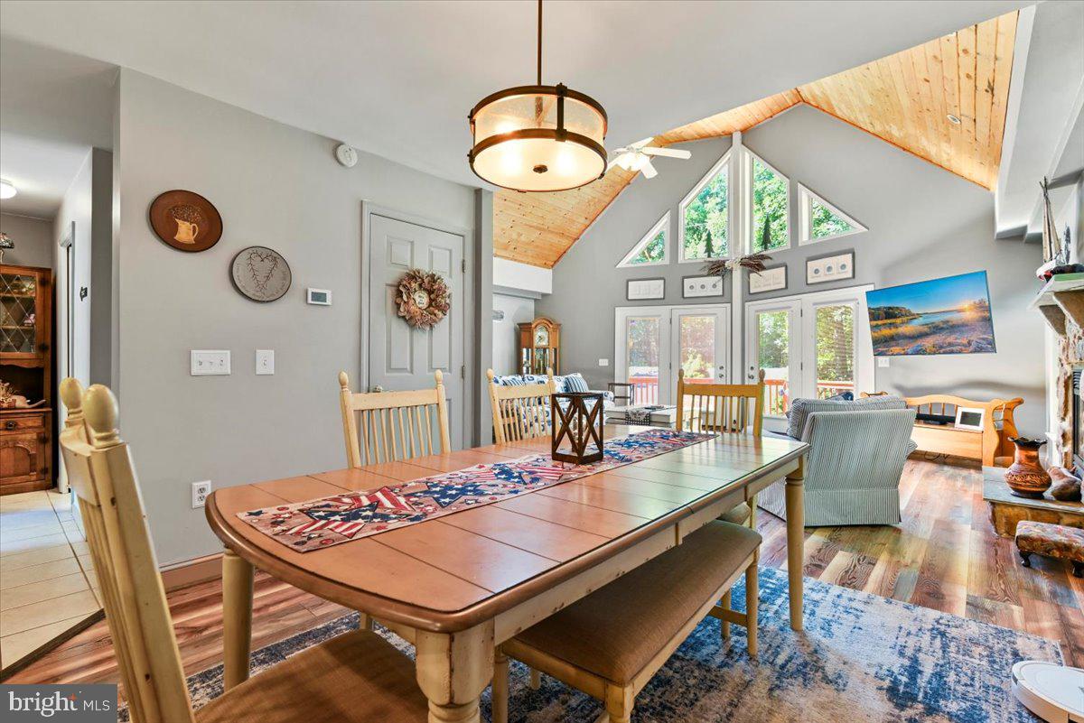 11 Pinoak Dr