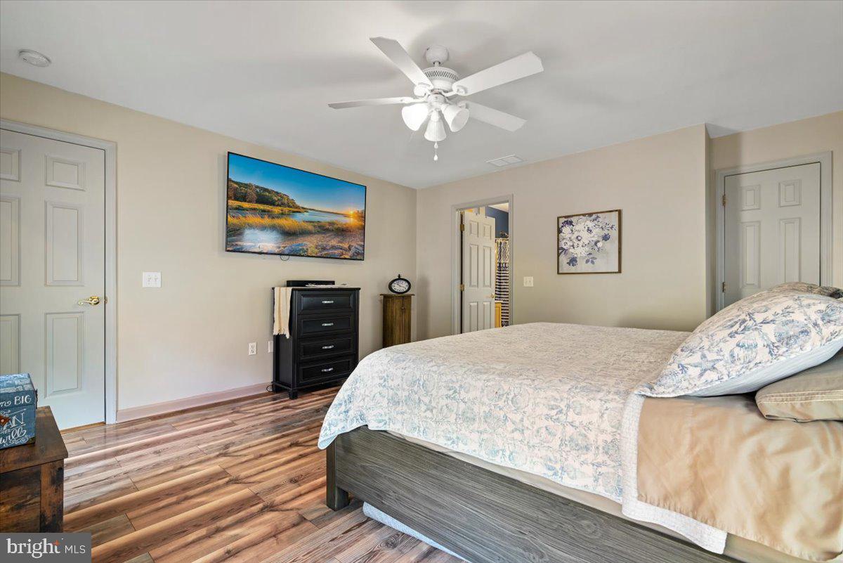 11 Pinoak Dr