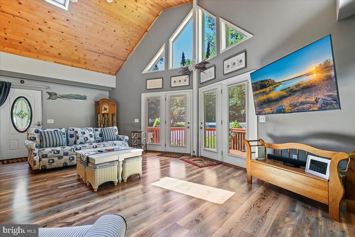 11 Pinoak Dr