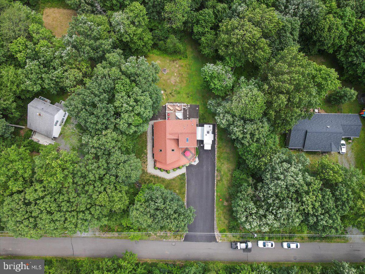 11 Pinoak Dr