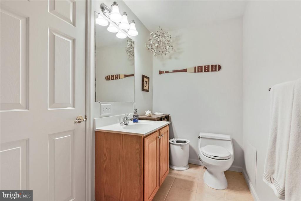11 Pinoak Dr